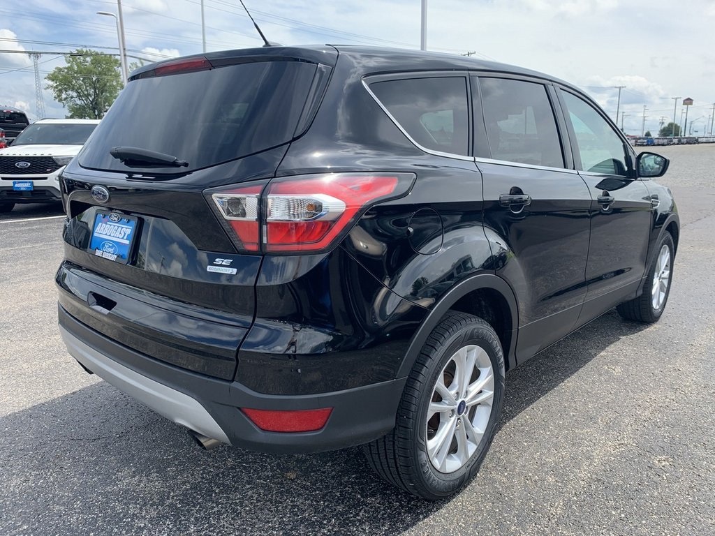 Pre-Owned 2017 Ford Escape SE FWD 4D Sport Utility