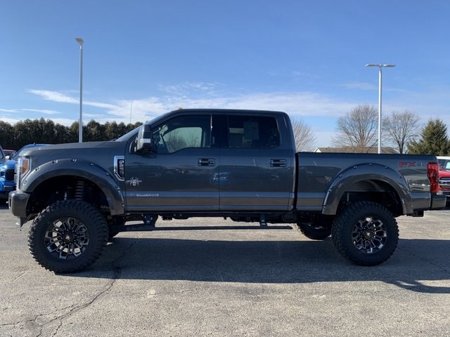 New 2019 Ford F-250SD Lariat Black Widow Lifted Truck 4D Crew Cab in ...