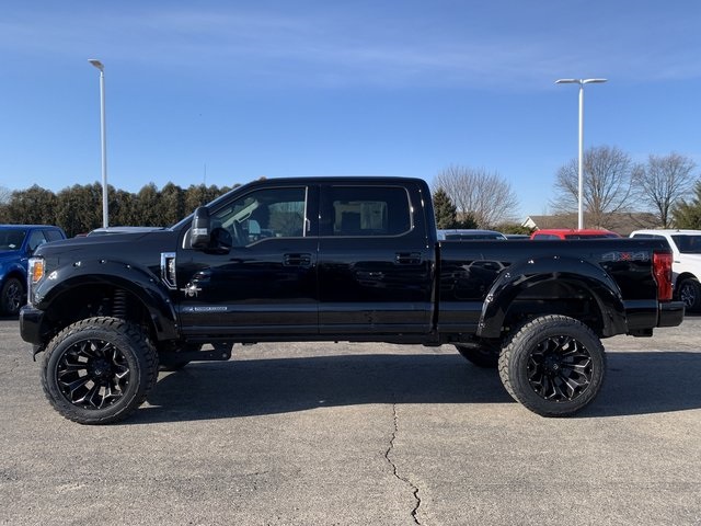 New 2019 Ford F-250SD Lariat Black Widow Lifted Truck 4D Crew Cab in ...